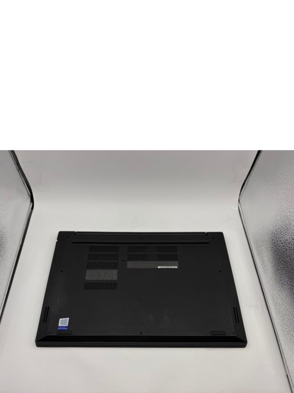 Lenovo ThinkPad E580 | Core i5 | 8GB RAM | 128GB SSD | Windows 11 Pro - Picture 8 of 12